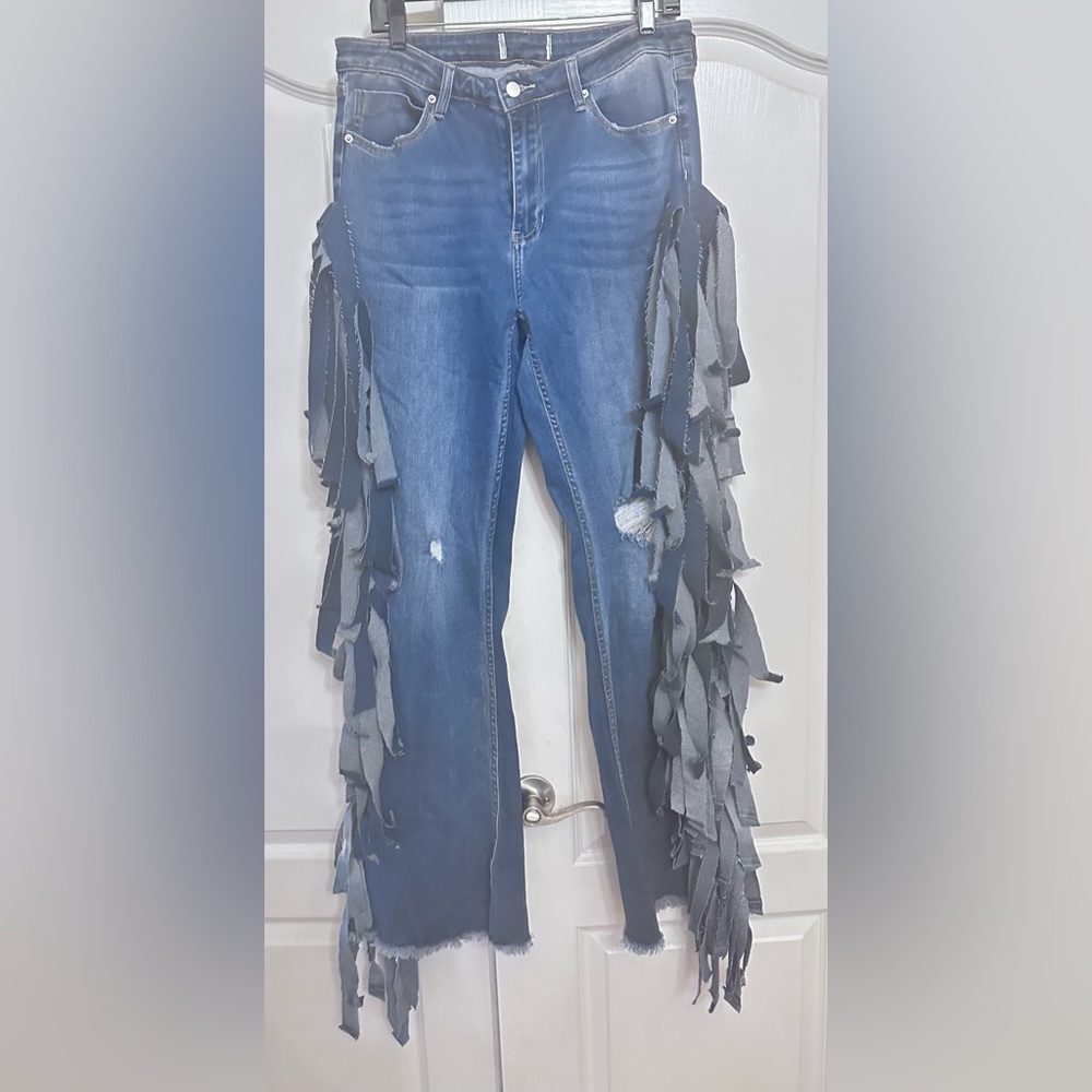 Upcycled Women’s Blue Distressed Fringe Jeans size XL - Picture 4 of 6